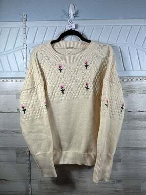 BiB! Ivory Textured Knit Pullover Sweater with Floral Embroidery Size L
